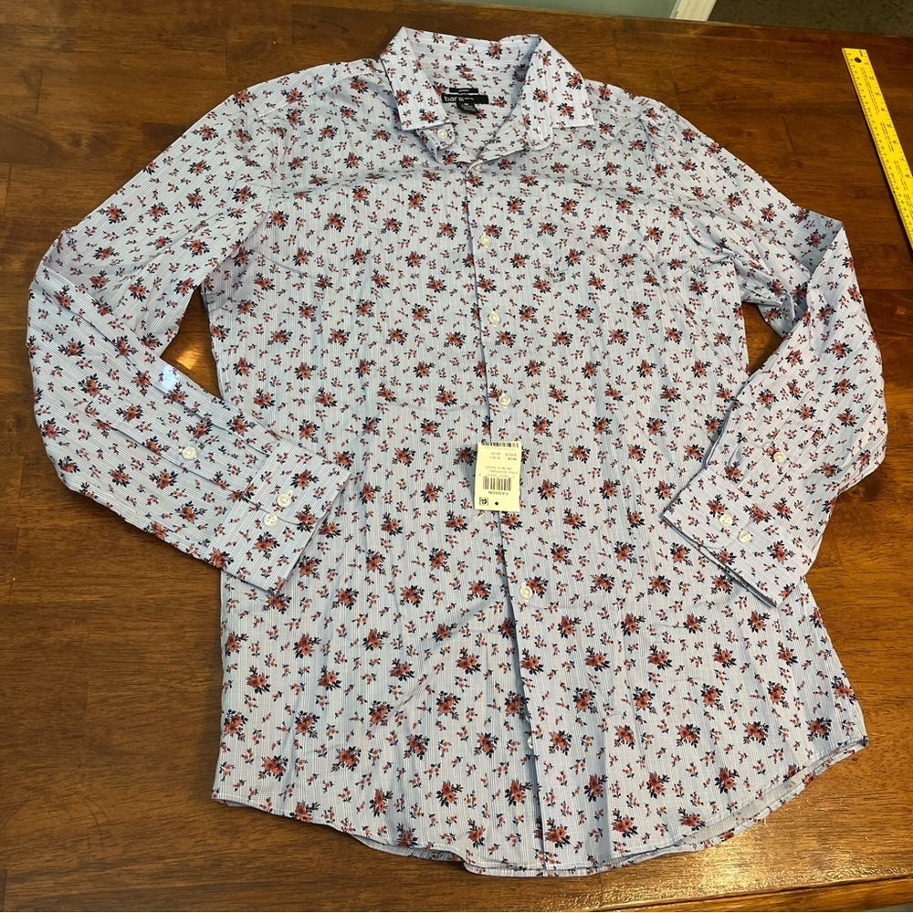 NWT Bar III Blue White Red Floral Men's Casual Shirt easy care 15-15.5 32-33